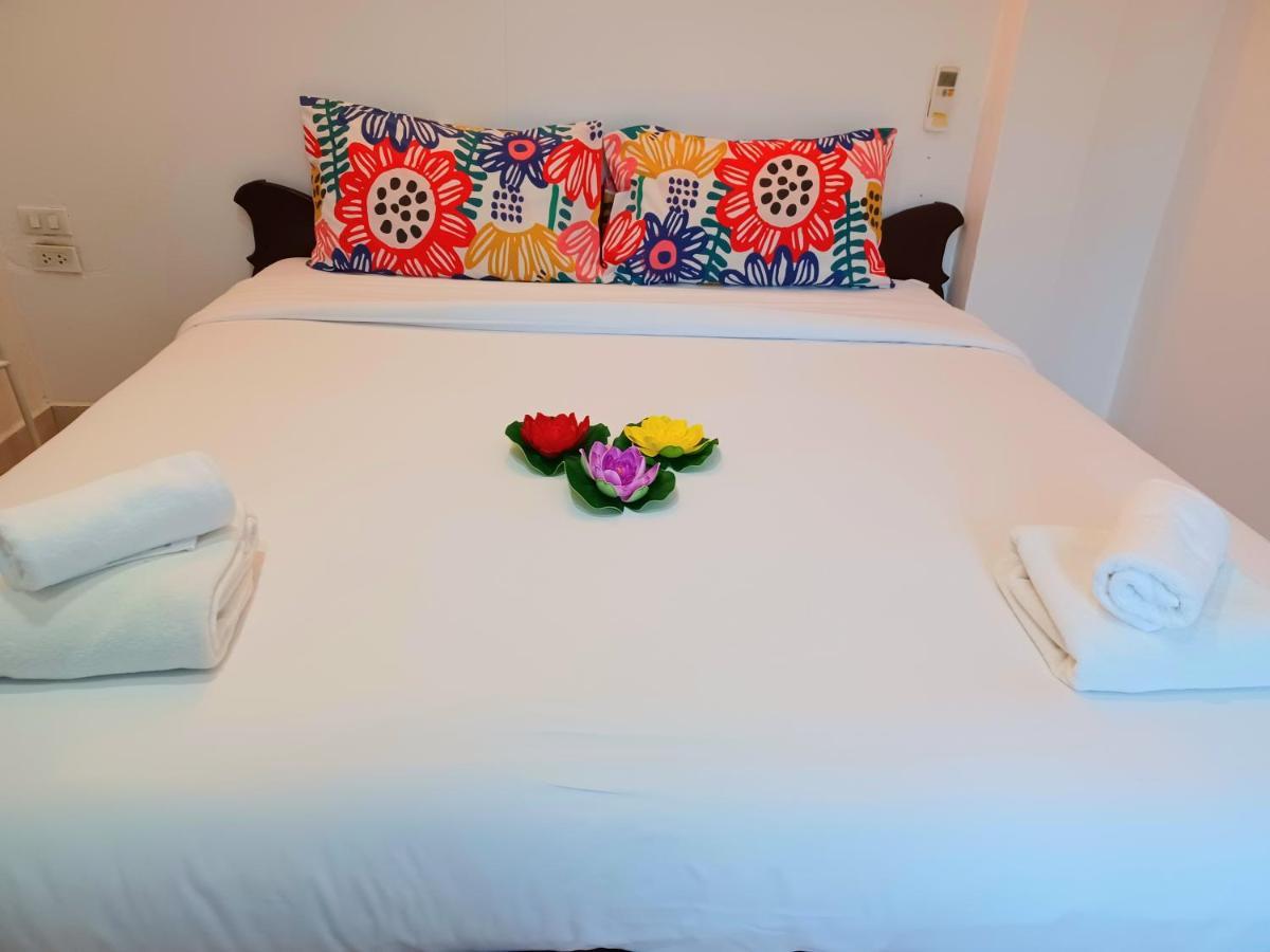 Happy Holidays Hotel Patong Extérieur photo